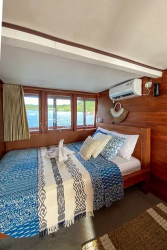 kanhaloka-deluxeocean-2