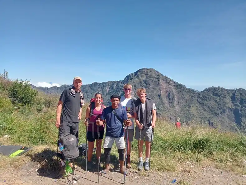 lucasaO9804QA_review_webp_002