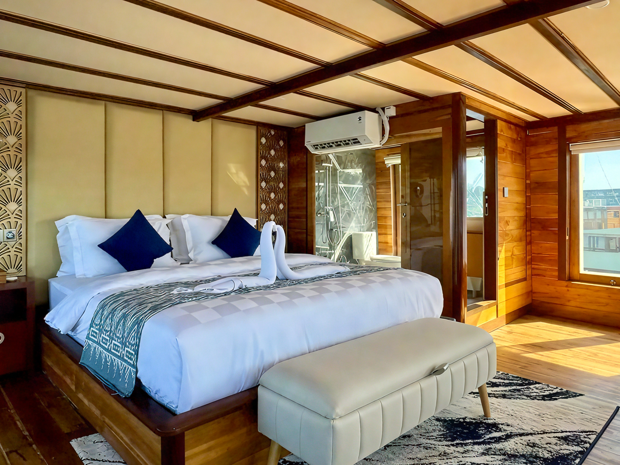 The Malacca I room on Raffles Cruise