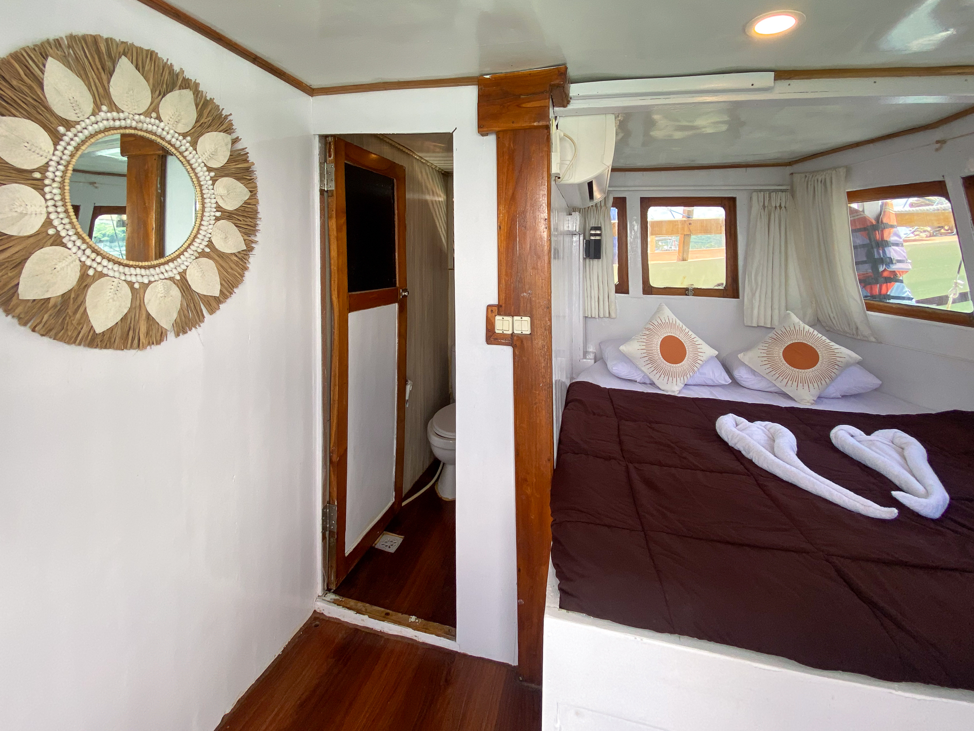 The Cabin 1 room on SIP Liveaboard