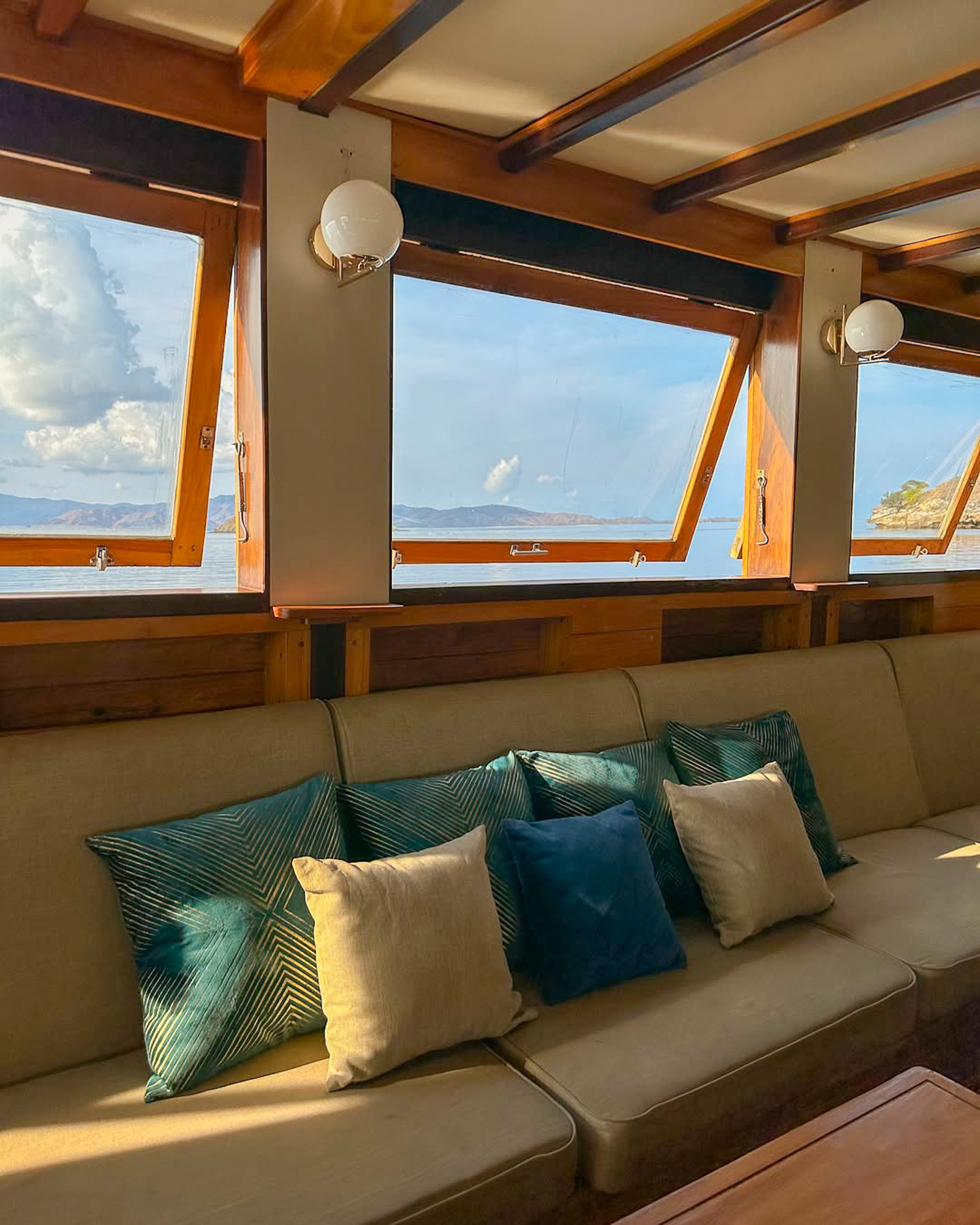 VincaVoyages-Boat-22