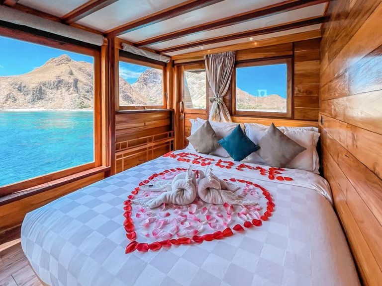 VincaVoyages-Boat-30