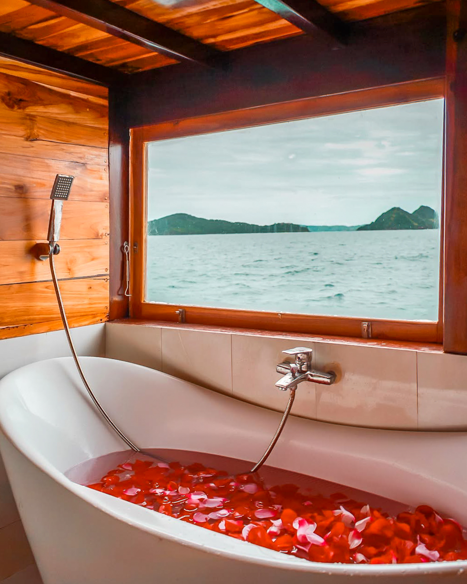 VincaVoyages-Boat-34