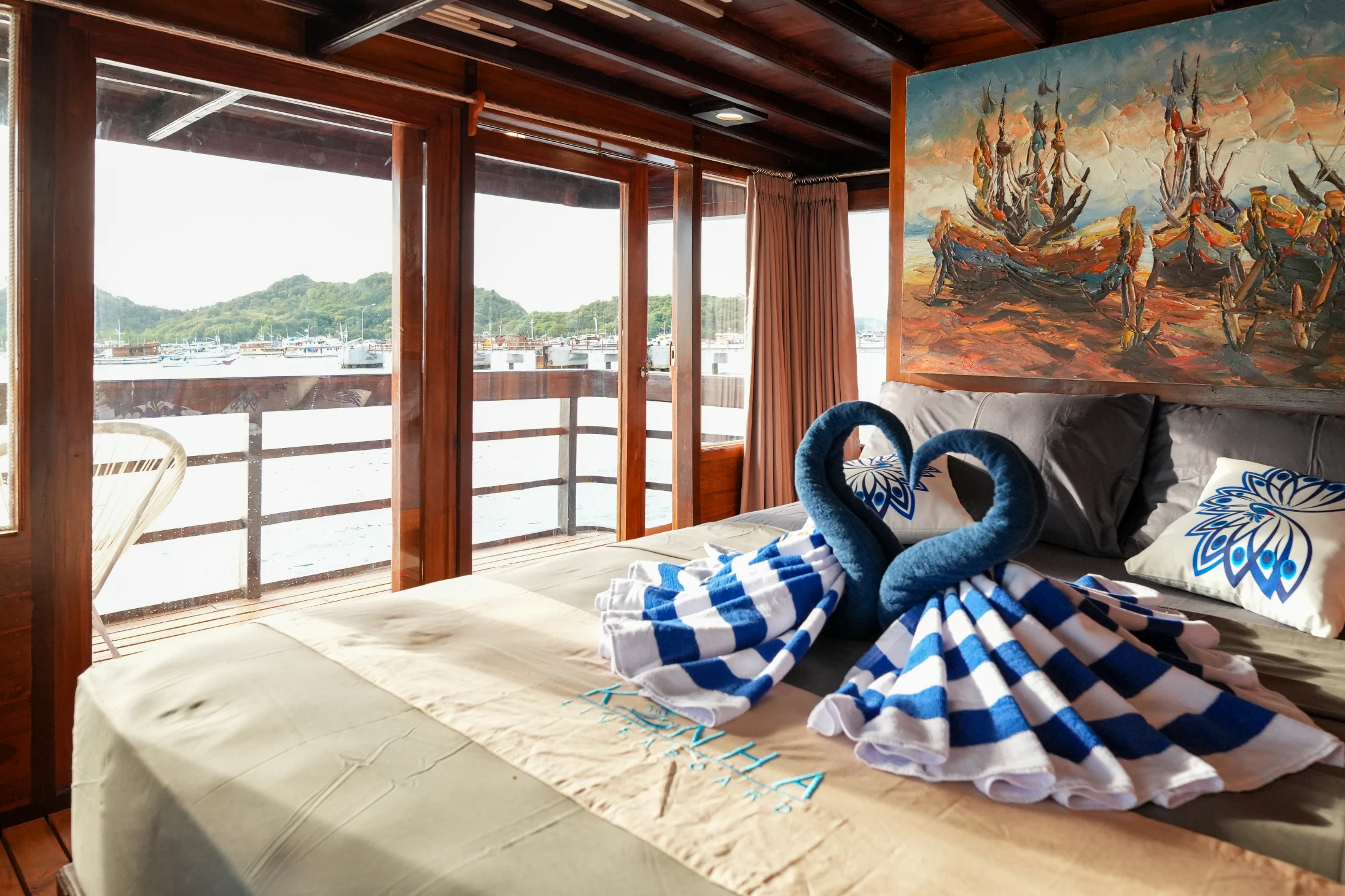 The Gayatri room on Kanha Citta