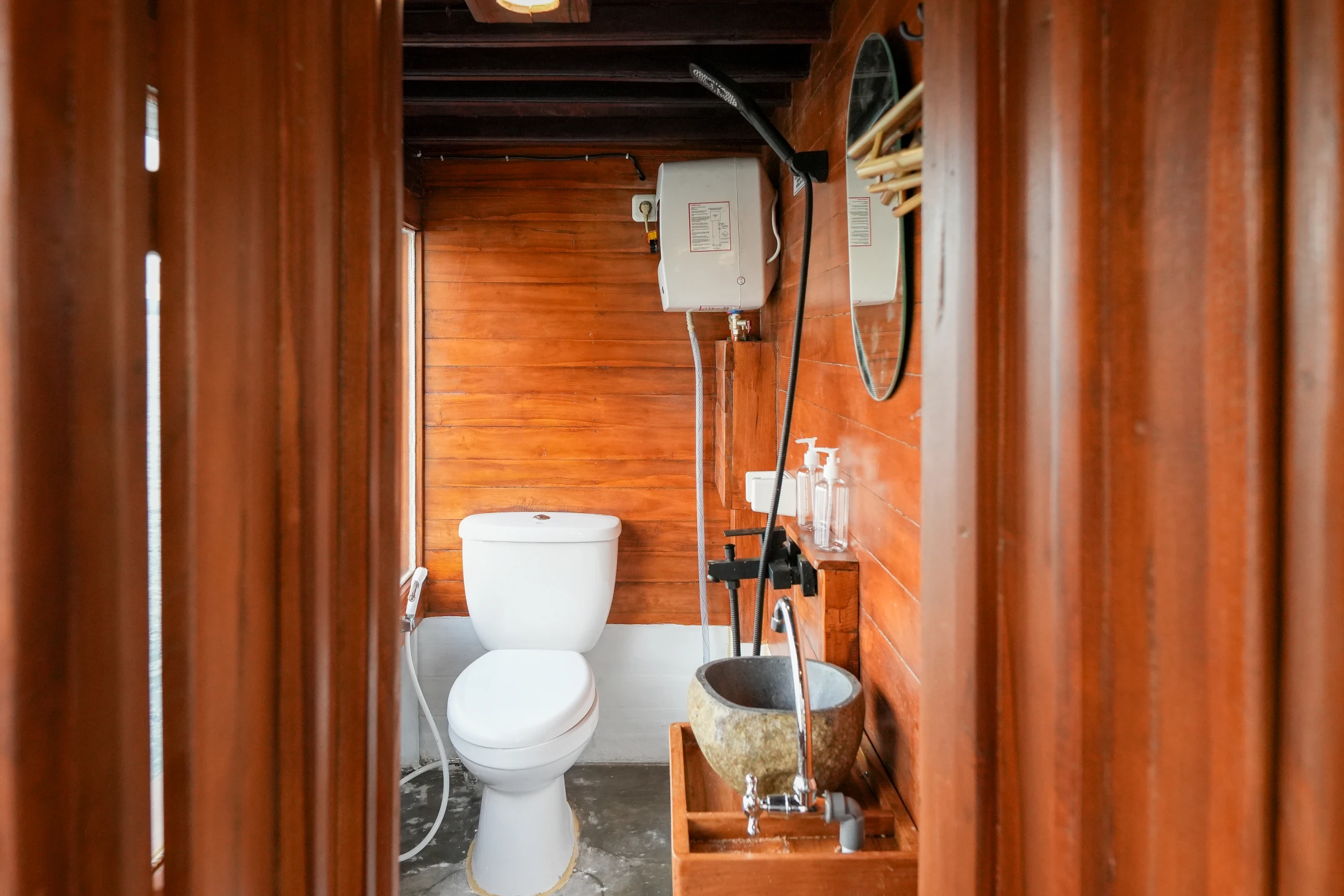 KanhaCitta-GayatriRoom-7