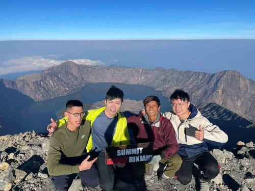 RinjaniCustomers3-10